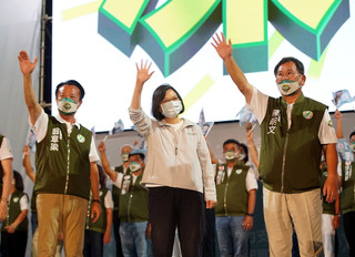 蔡總統：嘉義農工大縣正在實現 中央絕對相挺