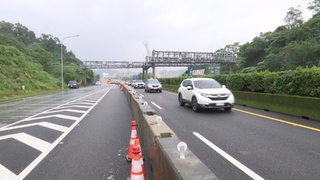 國1汐止段坍方搶修  交通動線全部恢復