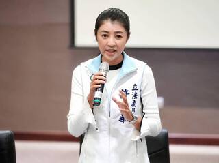 許淑華團隊公布支持領先 蔡培慧：許陣營緊張了