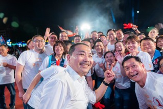 侯友宜：血液就是愛中華民國  DNA團結愛台灣