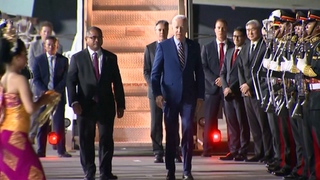 G20峰會在即  拜登搭機飛抵印尼峇里島