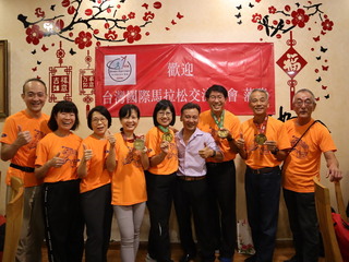 免隔離新政上路滿月  台灣選手現身下龍灣馬拉松