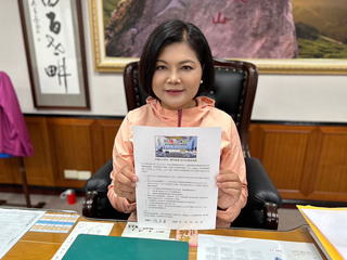 抗暖保台 張麗善簽署氣候、空污治理承諾書