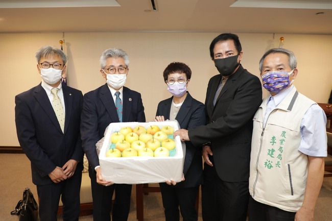 日本蘋果之鄉 青森弘前市長疫後訪台南 | 華視新聞