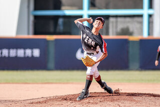 黑豹旗響軍歌成標誌 中正預校64強不敵壽高止步