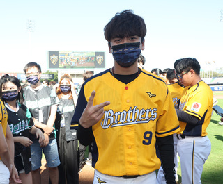 王威晨有超強野心想打經典賽 12月中開始訓練