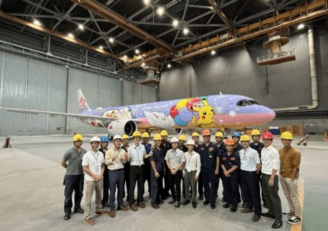 華航皮卡丘彩繪機2023年派飛沖繩 周邊商品開賣 | 華視新聞
