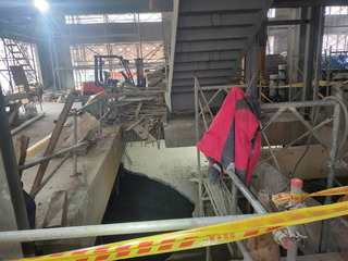 北市男工人遭土方壓住 警消協助脫困送醫不治