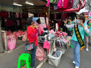 彰化縣長選舉  藍綠掃街籲民眾出門投票