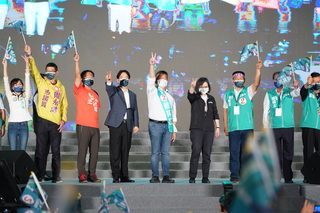 11度南下為蔡其昌站台 蔡總統：舊縣區是輸贏關鍵