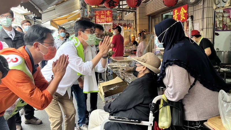 頻跨縣市助選 陳其邁：各地選民也能幫忙催票 | 華視新聞