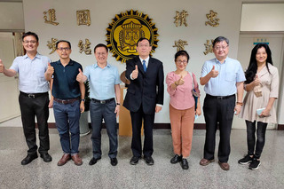 選戰倒數 邢泰釗赴台南屏東慰勉檢調