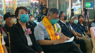 黃珊珊車隊掃街柯文哲陪同  盼讓市民了解北市進步