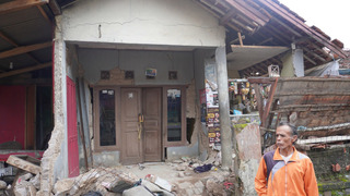 一夜搖21次  印尼餘震最大規模4.1民眾驚慌尖叫