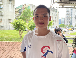 大理謝孟廷長打進步的秘密 爸爸親手打造打擊場