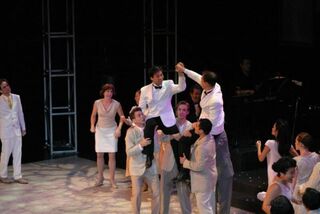 「夢幻愛程」演53場給信心  郭柏毅挑戰「囍宴」