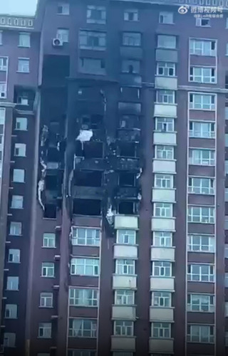 紐時：示威矛頭指向習近平與清零 恐成六四翻版