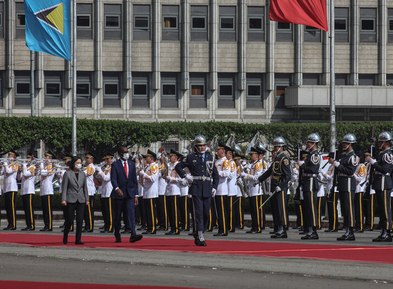 總統軍禮歡迎聖露西亞總理  盼強化跨領域交流合作 | 華視新聞