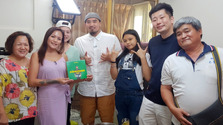 Matzka「誰來晚餐」傳授開朗秘訣 幽默化解歧視