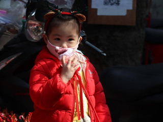 越南晉升上億人口大國 第1億公民明年4月報到