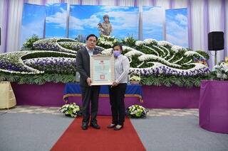 戰死烏克蘭曾聖光告別式 原民會追頒一等專業獎章