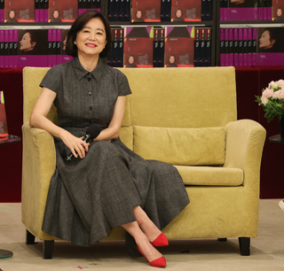 林青霞願為白先勇演舞台劇 不排斥寫電影劇本