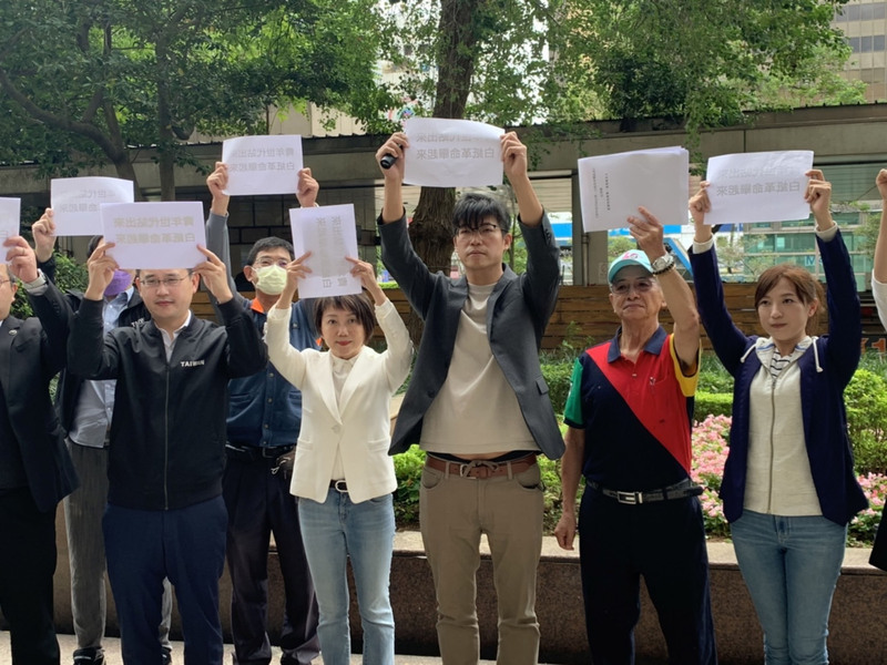 范雲等人聲援白紙運動  指台灣感同身受 | 華視新聞