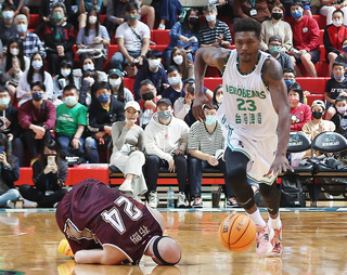 T1邱子軒轟新高31分  海神大勝雲豹