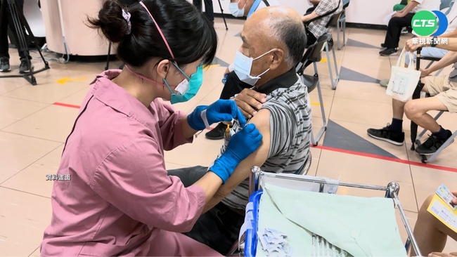 新北：疫苗系統開放預約 籲民眾儘速接種 | 華視新聞