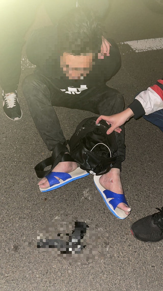 男子持槍闖店鋪打劫2萬餘元 逃逸30小時落網