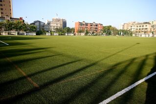 楠梓足球場遭爆無國際認證 高市府：符合檢測規範