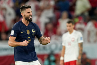 世足法國隊深情對望照瘋傳  吉魯：自然流露的瞬間