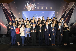 精英獎楊勇緯蟬聯最佳男運動員 林郁婷首次獲獎