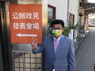 只發表政見未能與黃敏惠辯論 李俊俋表達遺憾