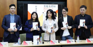 李貴敏投身法律39年 出書助民眾保障自身權益