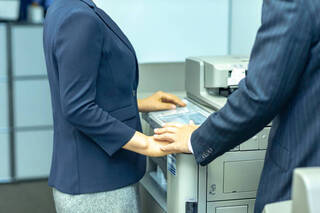 士官外遇已婚女子遭記2大過 興訟敗訴