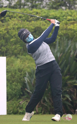 緯創女子高球公開賽次輪 張雅淳獨居領先