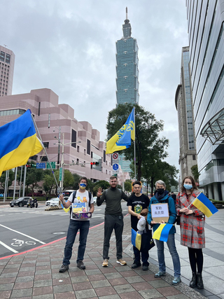 向烏克蘭寒冬送暖台灣不缺席 政府民間總動員