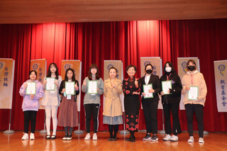 台灣扶輪教育獎學金雄中頒獎 125名學子受惠