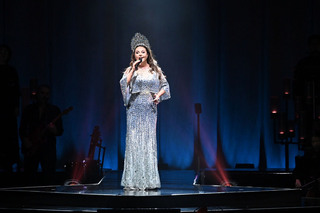 莎拉布萊曼台灣巡演最終場在屏東 6000觀眾如癡如醉