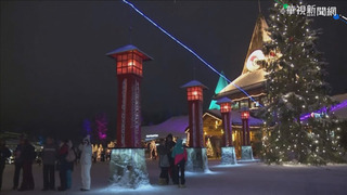 戰爭砲火下 基輔豎起無敵耶誕樹點亮和平希望