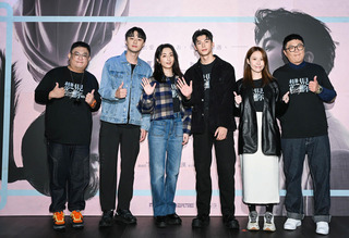 想見你電影版12/30上映 柯佳嬿羞穿學生制服