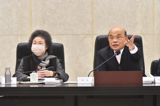 蘇貞昌：成立跨部會小組  處理失聯移工與黑戶寶寶