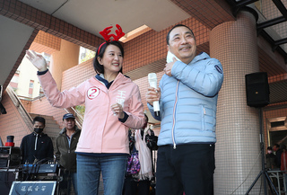 侯友宜站台輔選 王鴻薇：全力衝刺、審慎樂觀