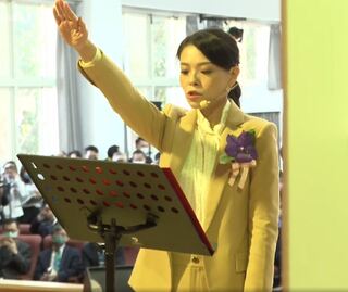 高虹安宣誓就職新竹市長 一旦查到弊案交司法認定