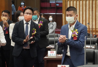 高市副議長 曾俊傑首輪投票過半勝出