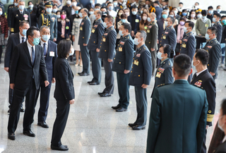 蔡總統勗勉晉任將官 台灣愈團結就愈強大安全