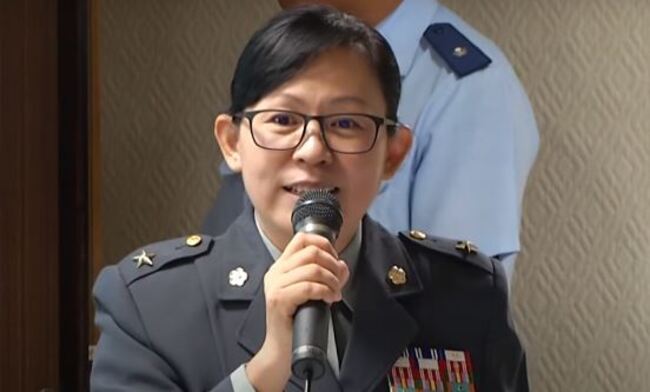 國軍首位女中將 陳育琳：發揮專業面對挑戰 | 華視新聞