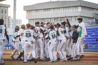 盧奕呈再見高飛犧牲打 大專棒球聯賽國體複賽首勝