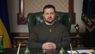 烏克蘭前線局勢艱苦 澤倫斯基盼民眾團結一心